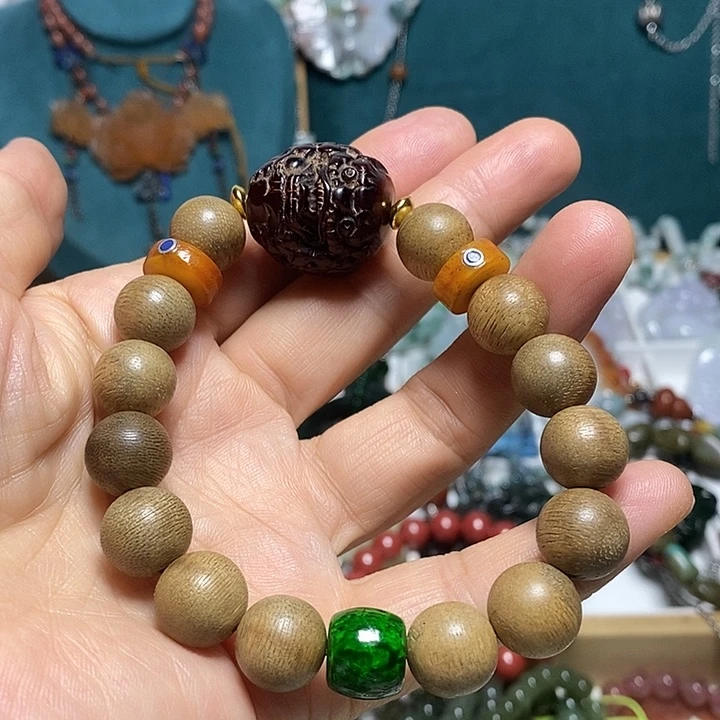 吊坠(赠链)未镶嵌翡翠