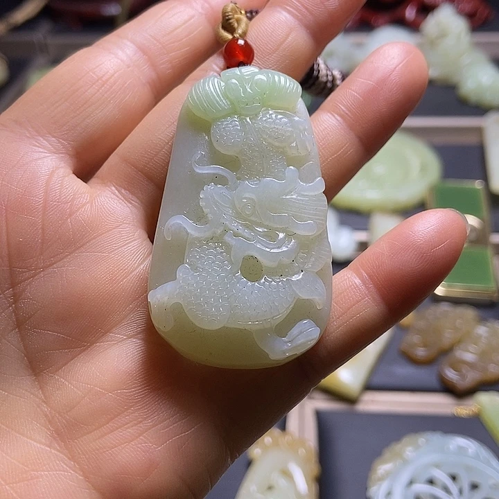 和田玉未镶嵌挂件