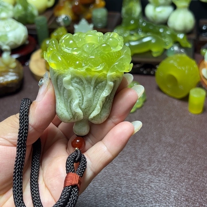 未镶嵌蛇纹石玉手链