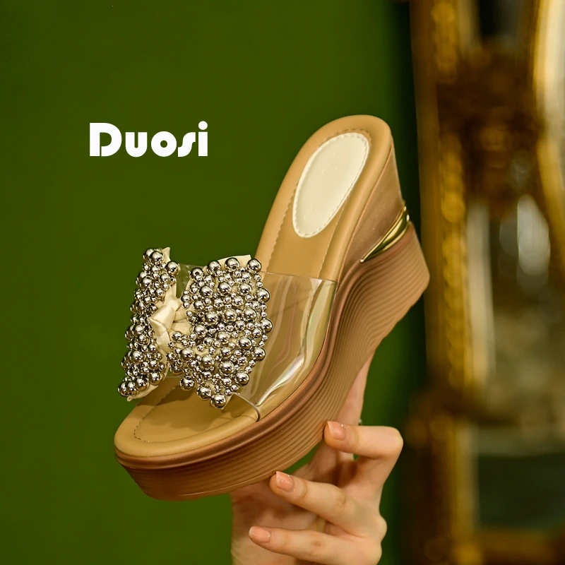 【DUOSI】8cm蝴蝶结透明一字拖鞋女夏厚底坡跟鞋时尚外穿凉拖鞋6863