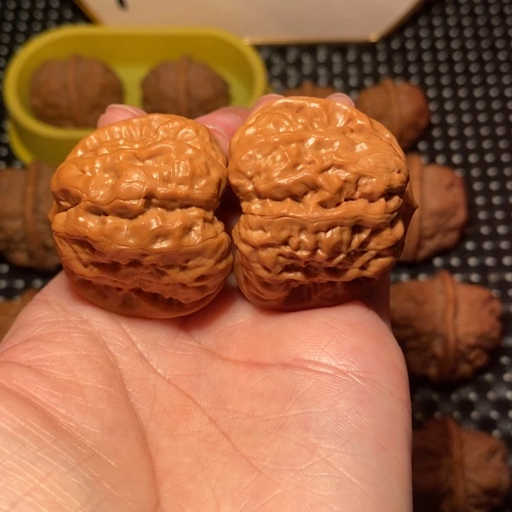 把件文玩核桃四开八腿肌肉蛙