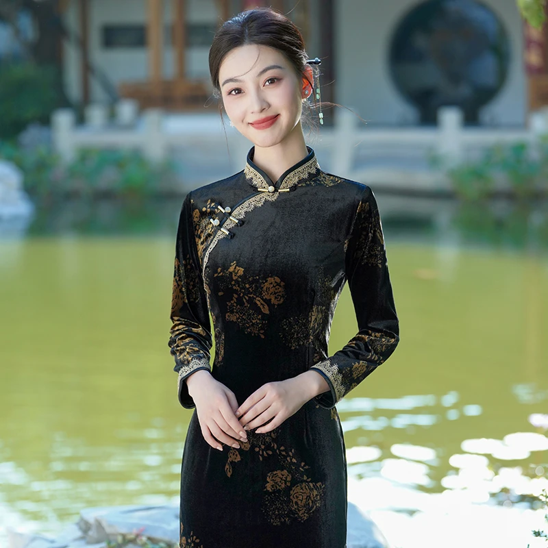 绝美新中式旗袍2025新款秋季日常可穿妈妈上海国风改良连衣裙长款