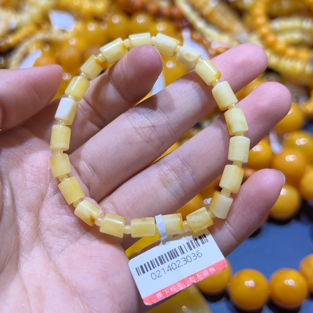 未镶嵌琥珀珠宝奇石