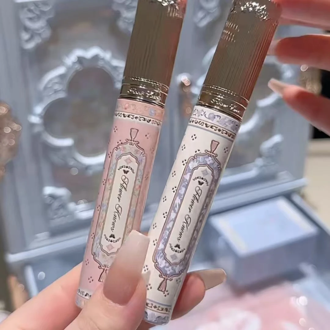 睫毛精女孩的快乐~云肩系列睫毛膏