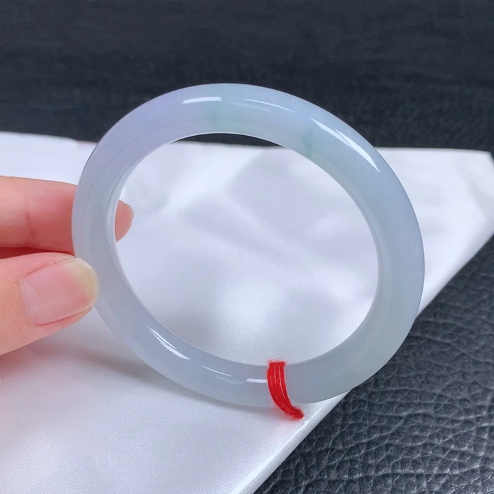 翡翠未镶嵌手镯（圆镯）