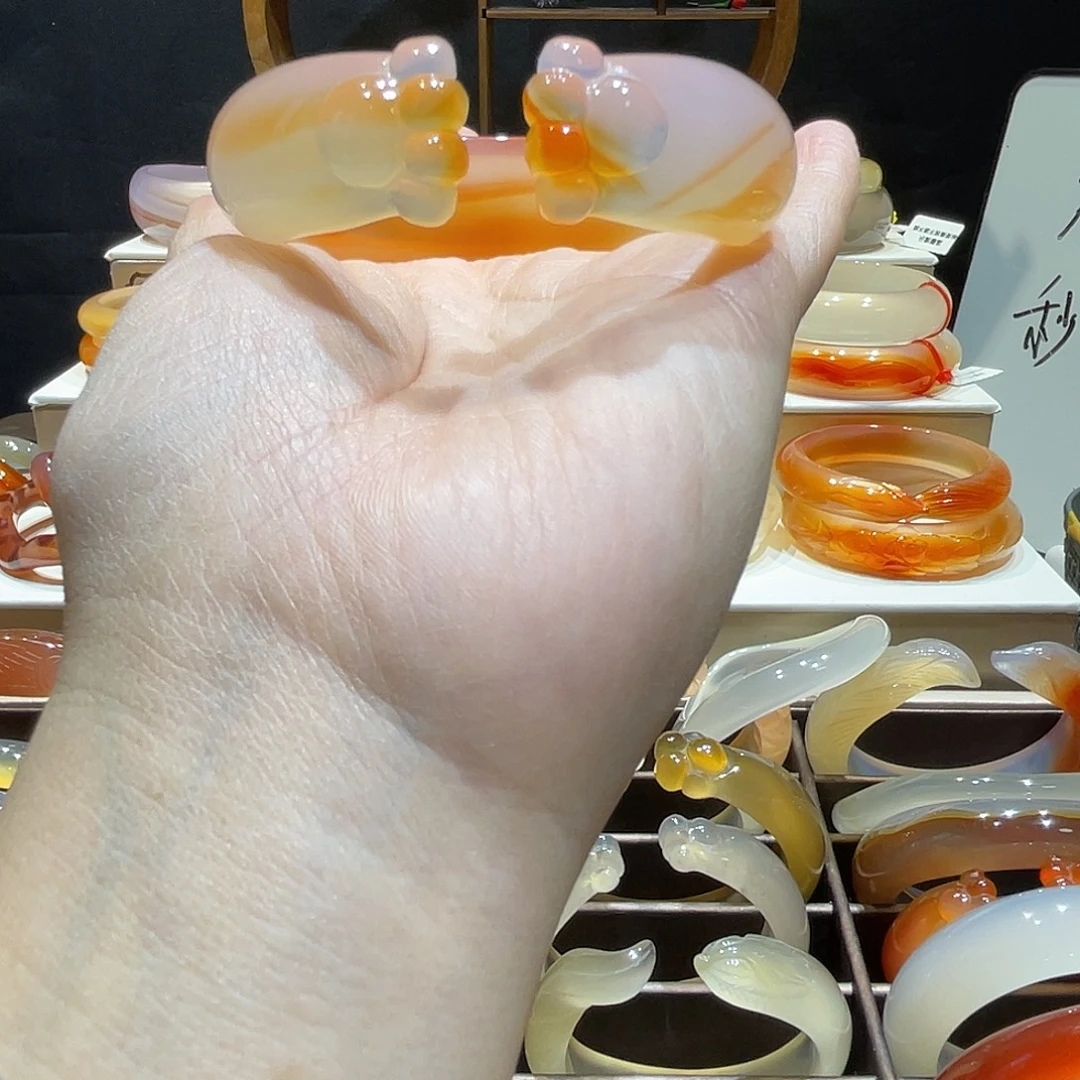 玛瑙/玉髓未镶嵌手镯