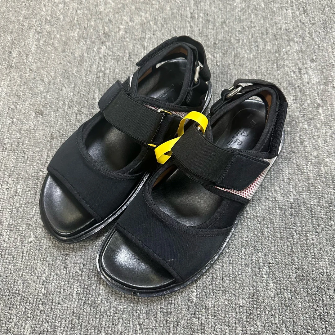 95新 MARNI 舒适百搭一字带凉鞋 35码/10029