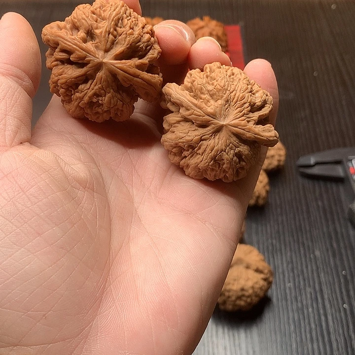 文玩核桃吊坠45粗筋饼