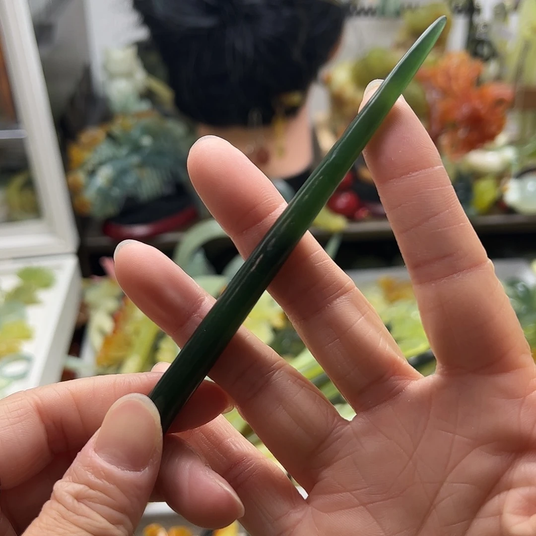 蛇纹石玉发饰合金苧