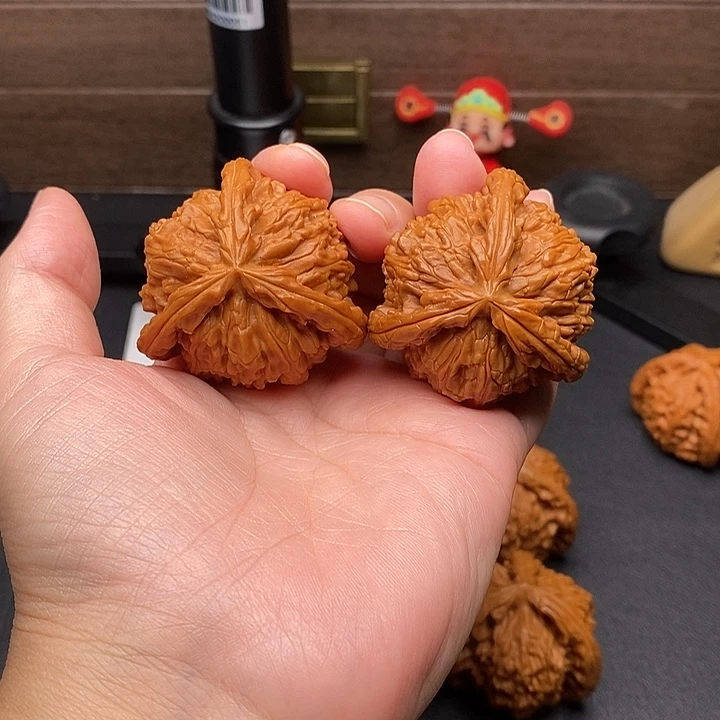 程***岳把件文玩核桃白奔
