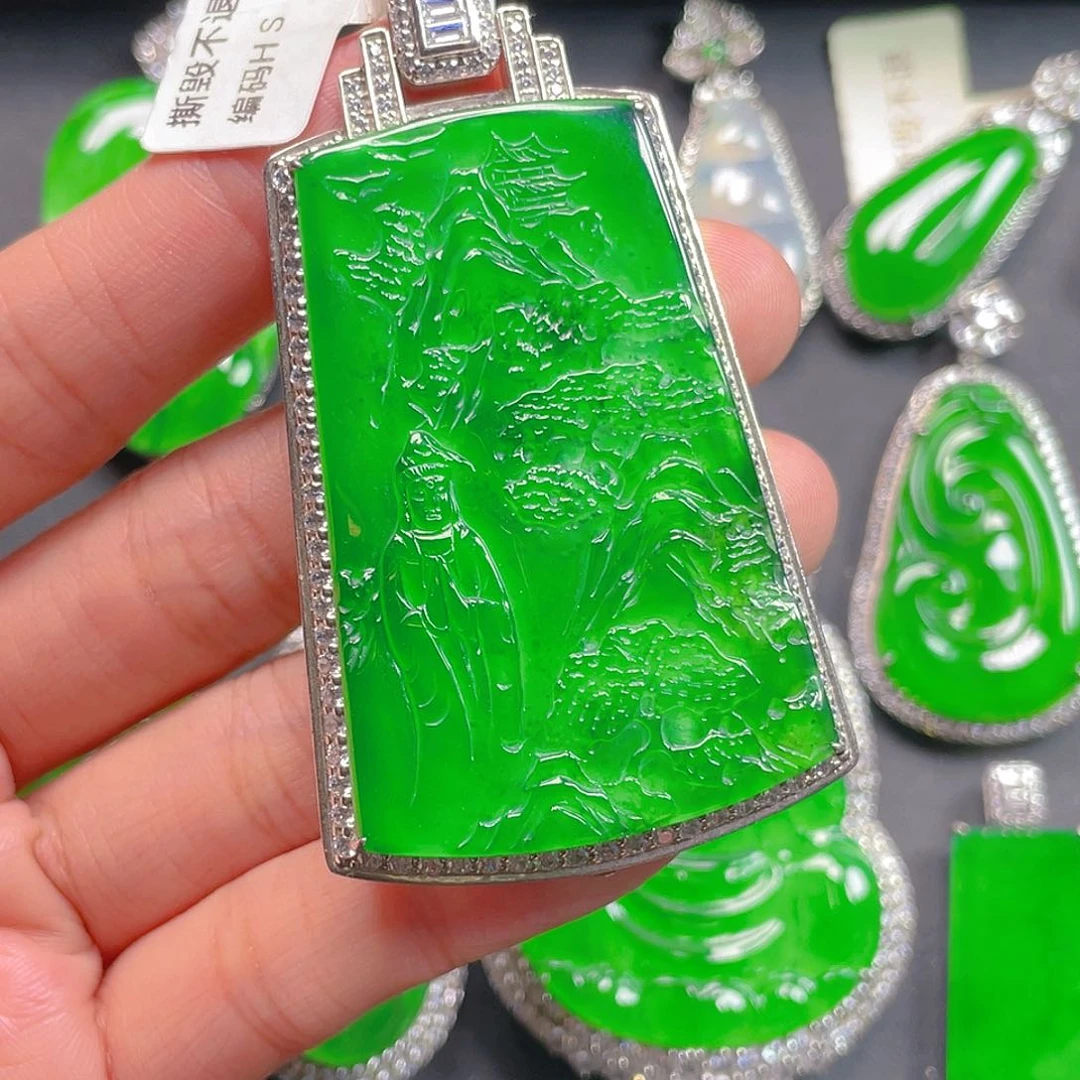 吊坠(不含链)未镶嵌翡翠