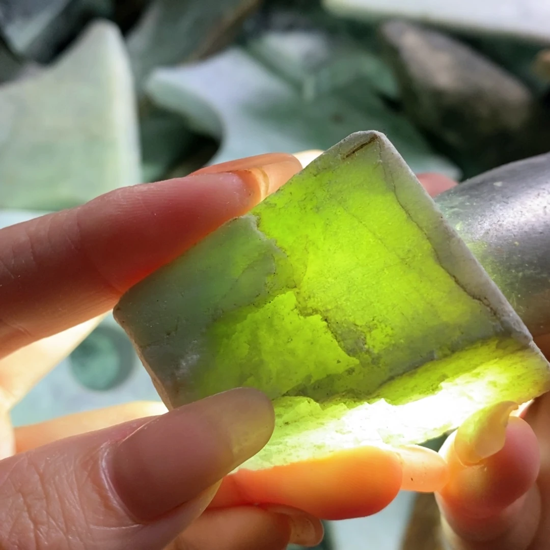 颈饰未镶嵌翡翠天然翡翠