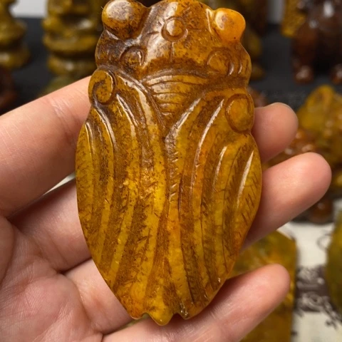 未镶嵌蛇纹石玉颈饰51