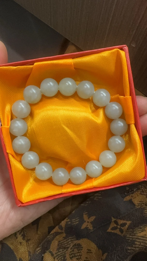 新疆和田玉戈壁旱仔高青白卡14珠子手串老型白色