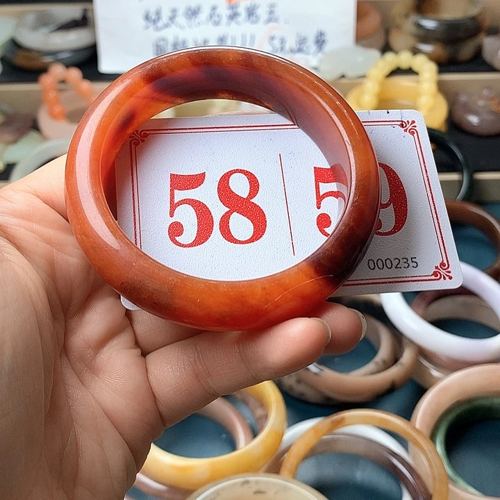 石英质玉（黄龙玉）未镶嵌手镯