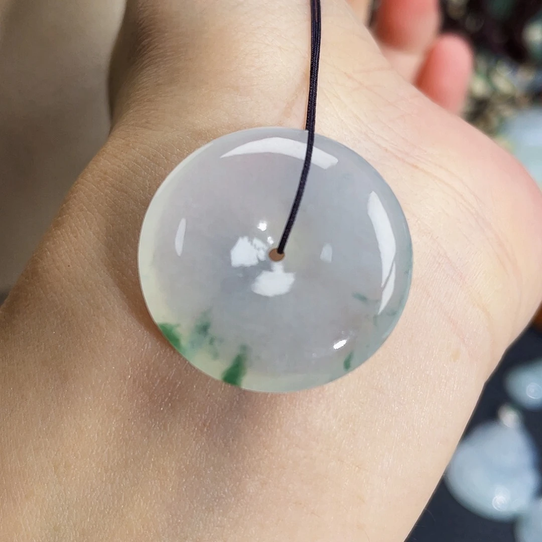 翡翠未镶嵌颈饰吊坠