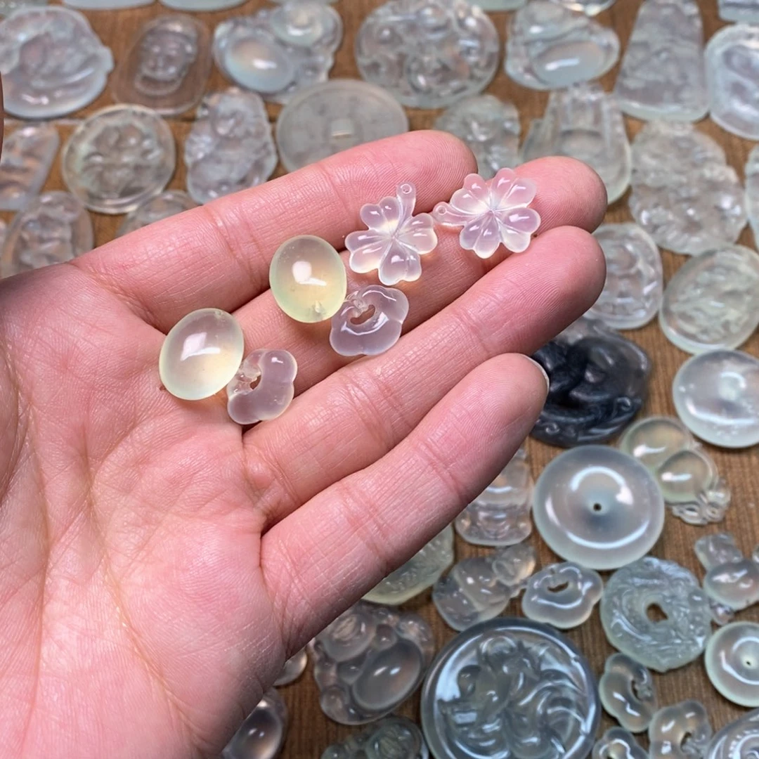 岫玉吊坠(不含链)未镶嵌