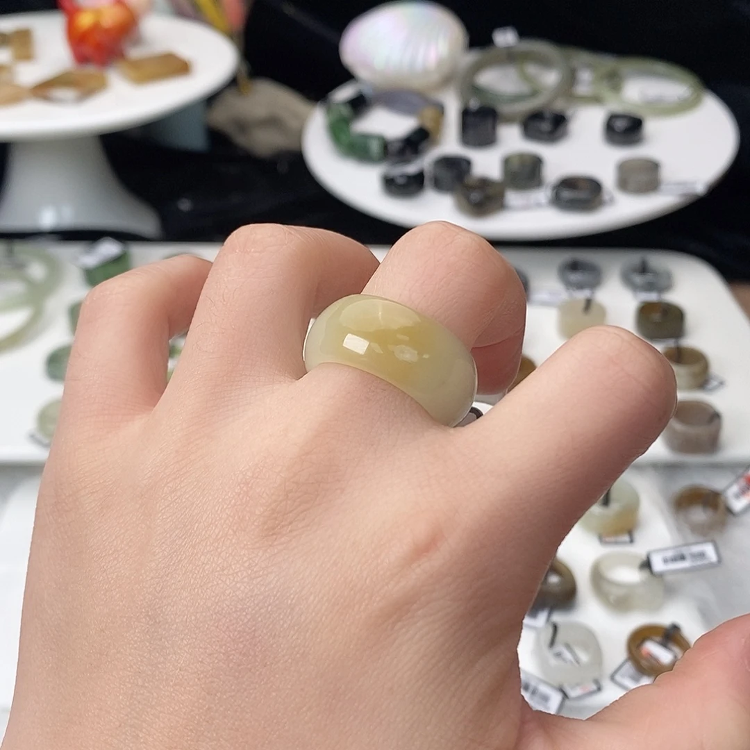 和田玉（糖玉）未镶嵌戒指G41一口糖墩墩19.1