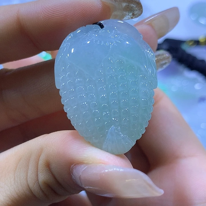 颈饰未镶嵌翡翠天然翡翠A货吊坠