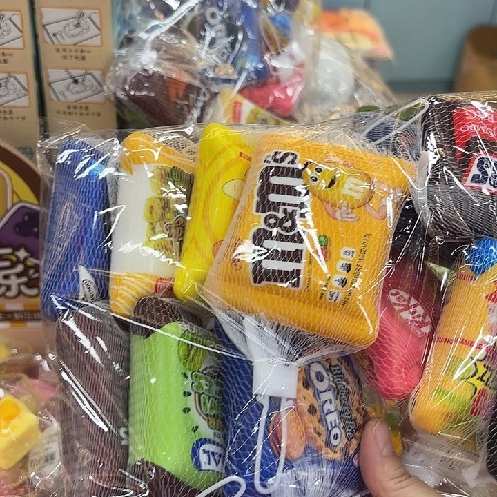 十二个装零食袋慢回弹捏捏