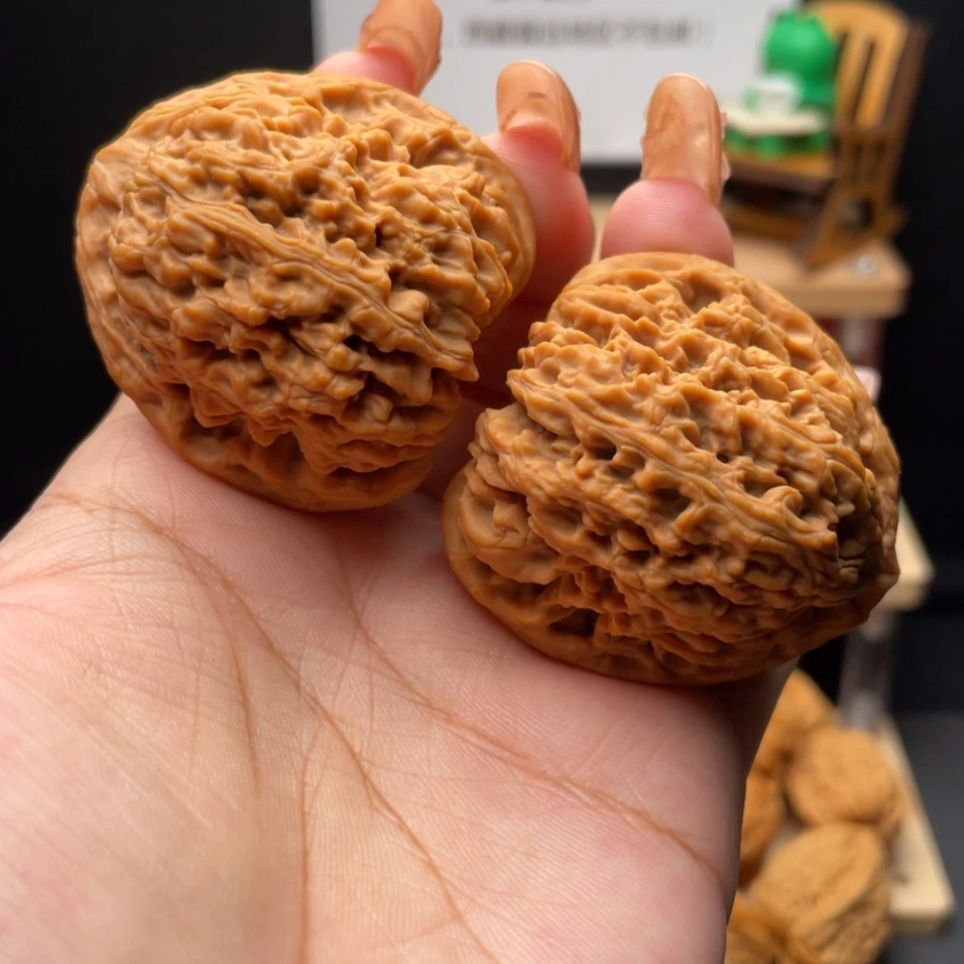 【闪购商品】文玩核桃吊坠拉丝密纹精品正高炮