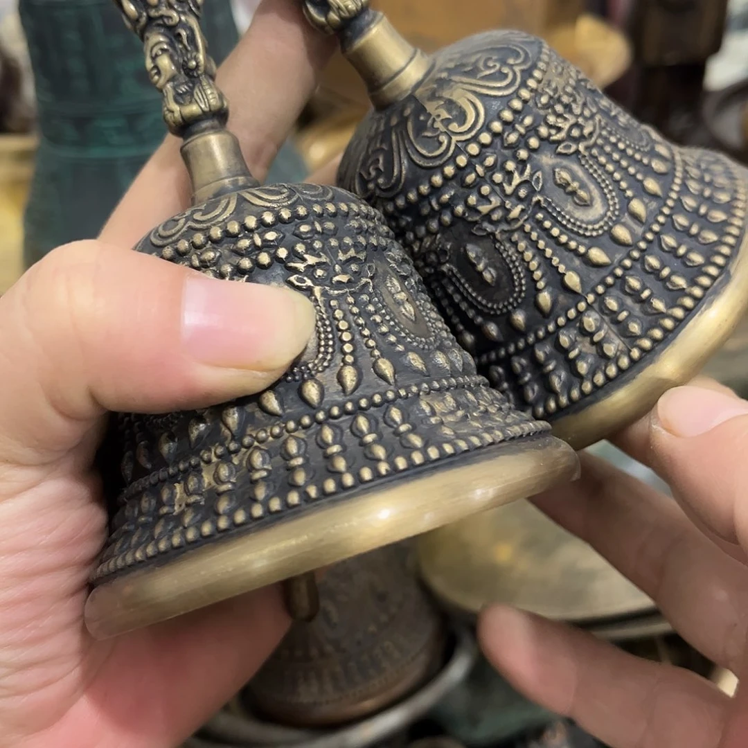 宋***根闪电购铜摆件工艺品