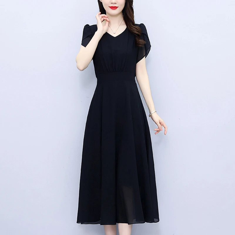 气质雪纺连衣裙女2025年新款夏季别致v领短袖轻熟风黑色a字裙