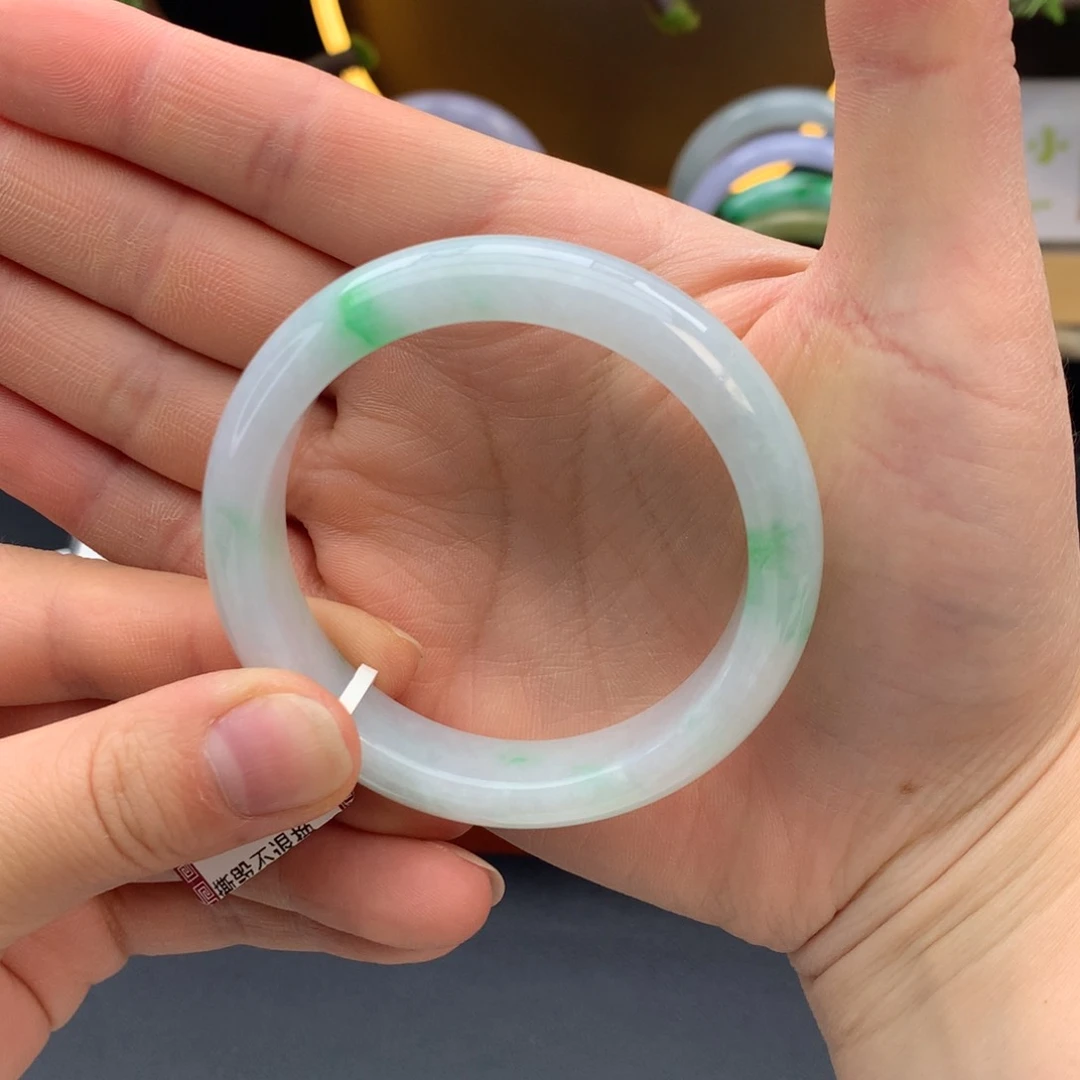 翡翠手镯未镶嵌52正圈白底青