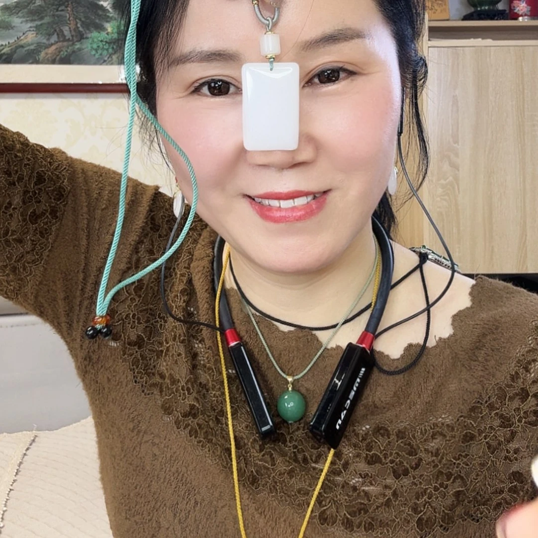 和田玉（糖玉）未镶嵌吊坠(赠链)