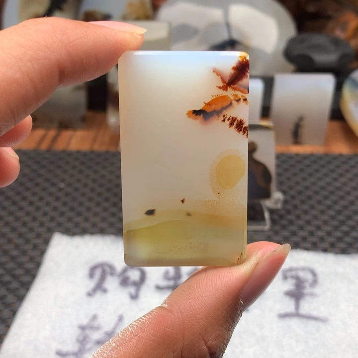 玛瑙/玉髓颈饰未镶嵌蜜*