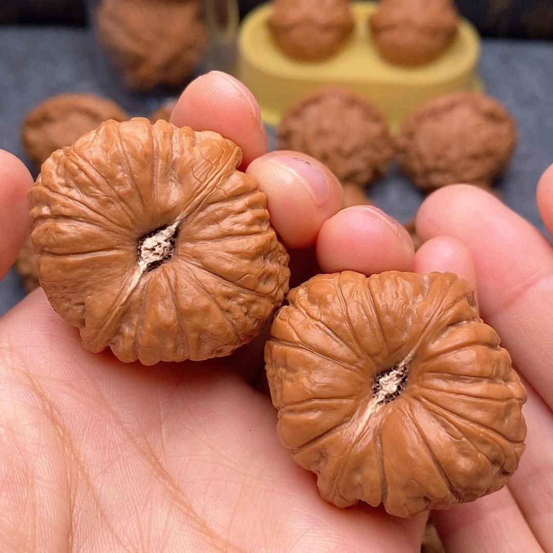 文玩核桃把件凹底南瓜墩37尺