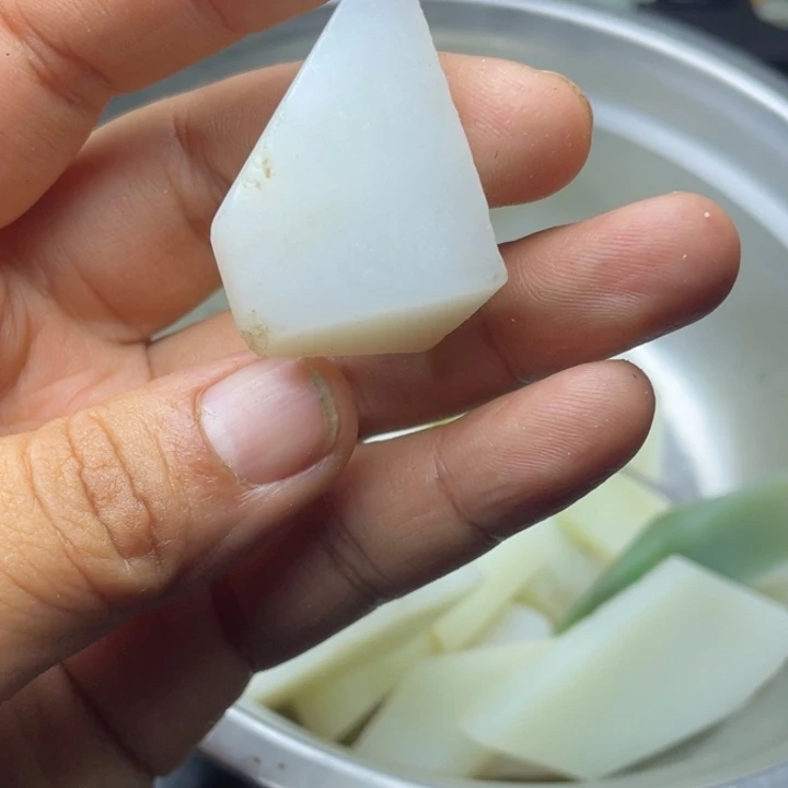 未镶嵌和田玉珠宝半成品