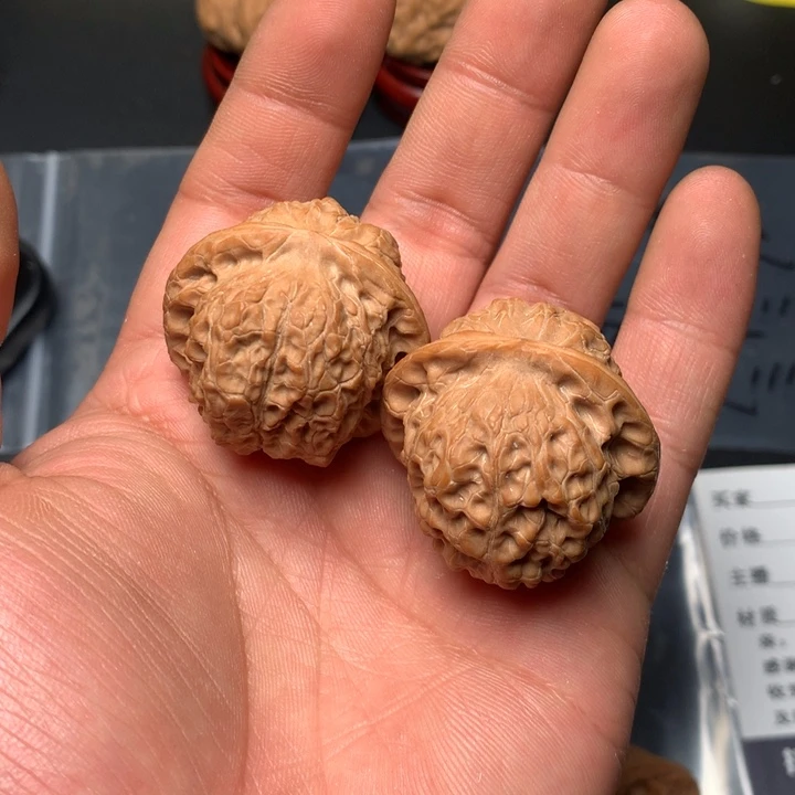 把件文玩核桃36血麒麟135