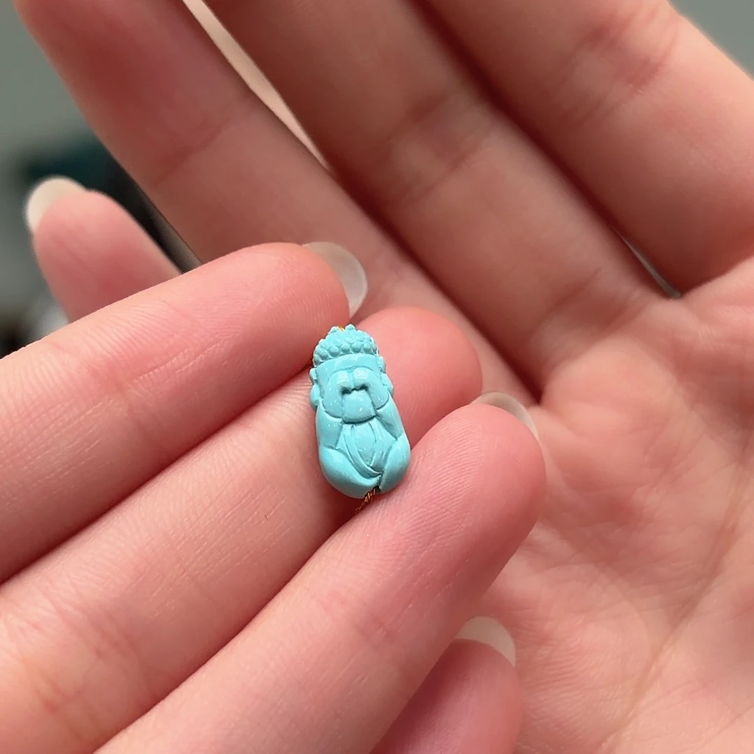 绿松石未镶嵌颈饰