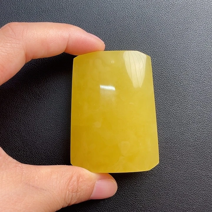 未镶嵌吊坠(不含链)琥珀