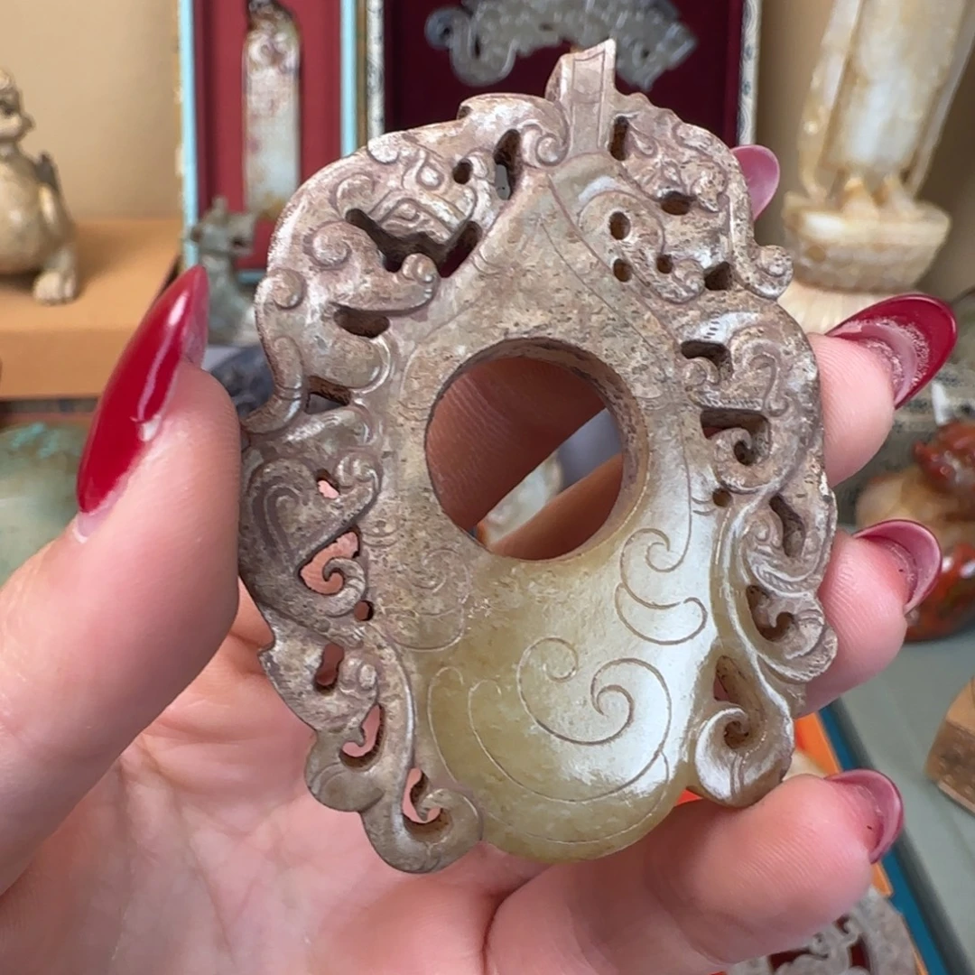 用***6和田玉未镶嵌挂件