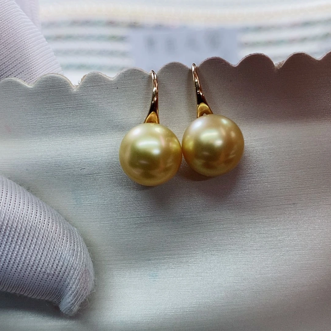 18K金镶嵌耳饰海水珍珠9-10