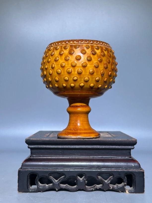 巩县窑，一道釉高足杯！