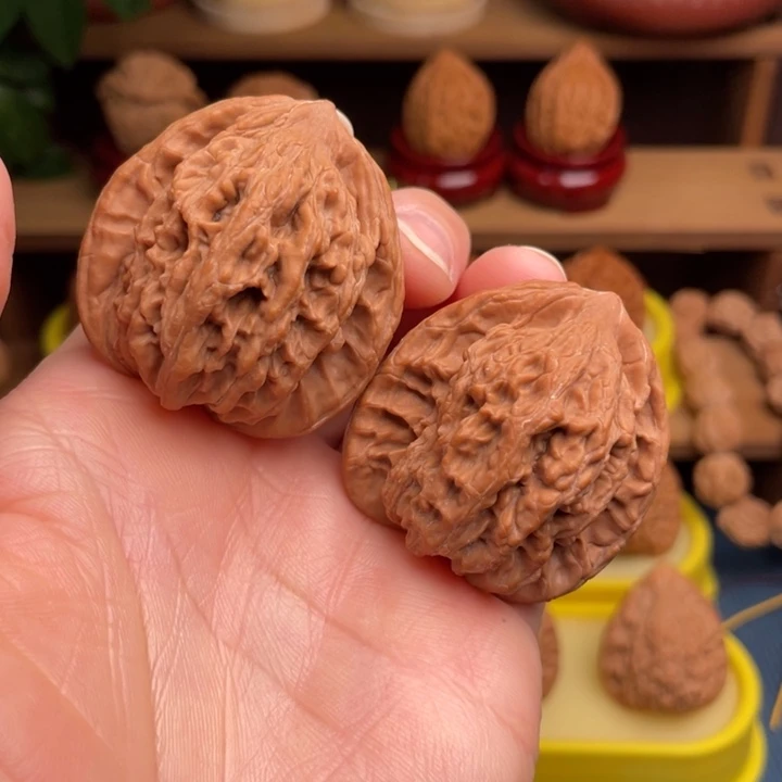 文玩核桃把件虎头41