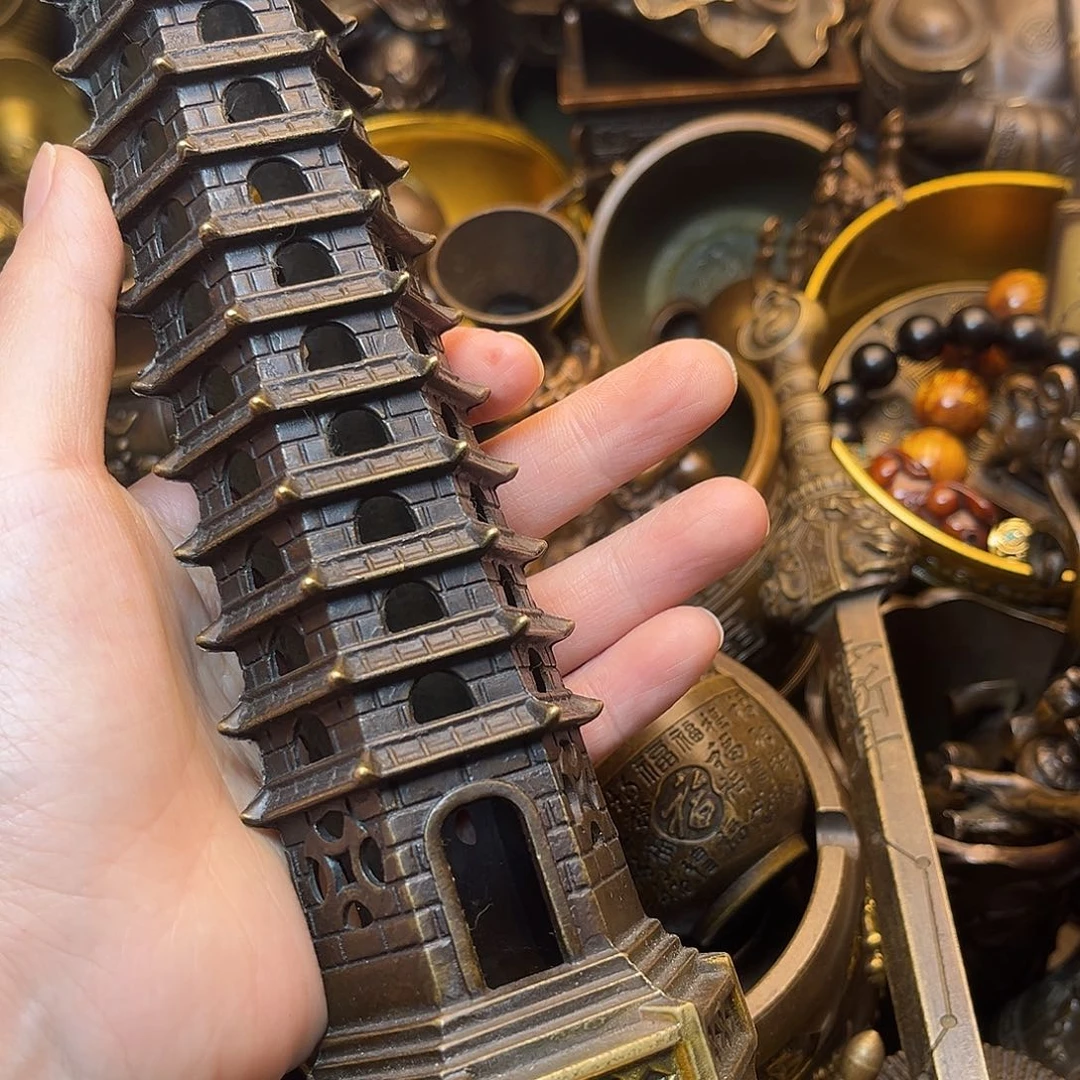 精美铜器工艺品等