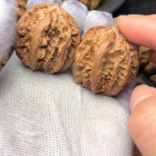 吊坠文玩核桃秦岭核桃16