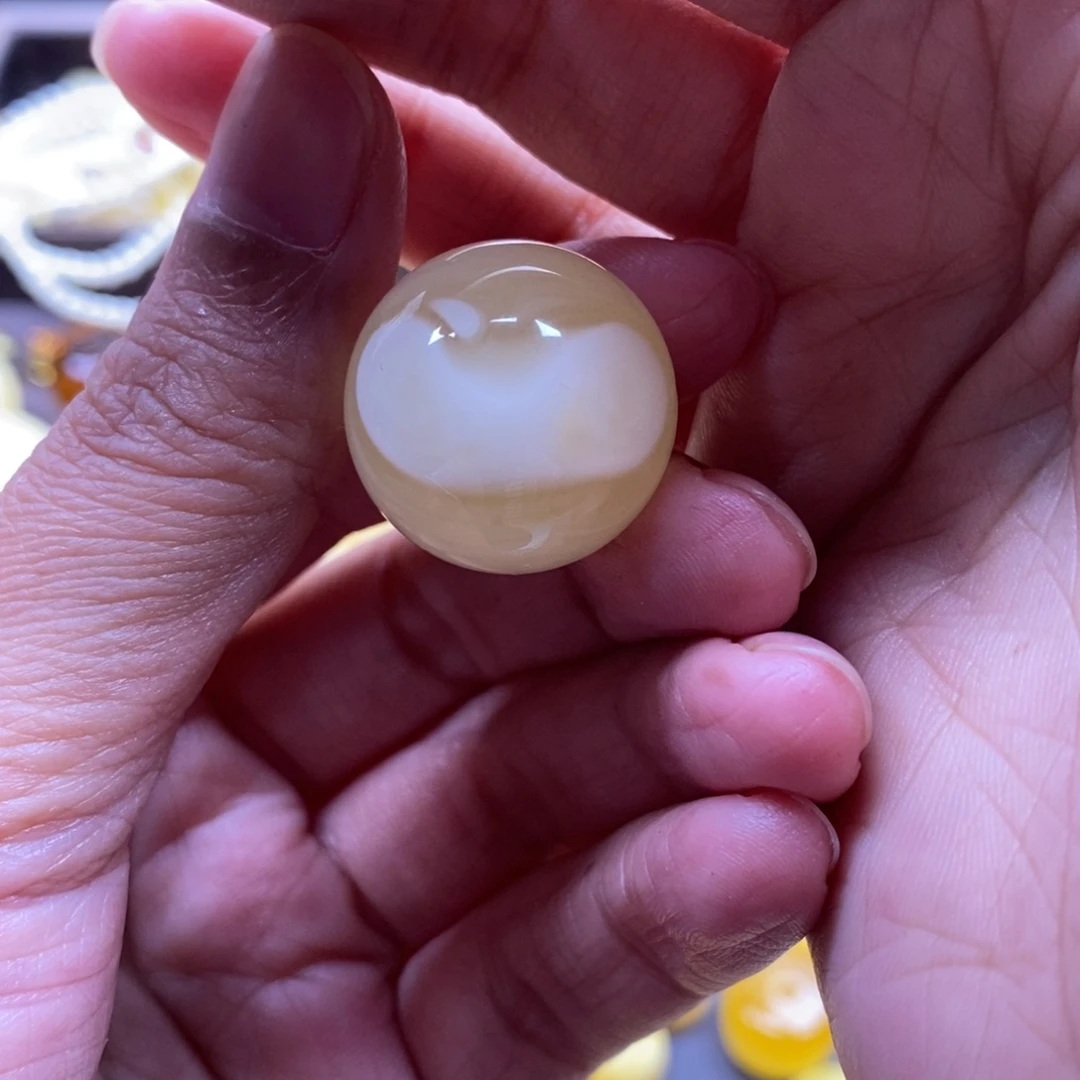 琥珀未镶嵌裸石蜜蜡