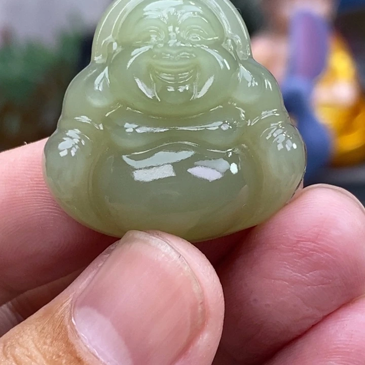 和田玉未镶嵌车挂