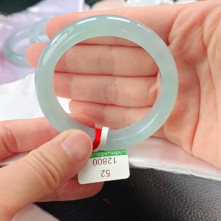 翡翠手镯未镶嵌缅甸A货翡翠手镯