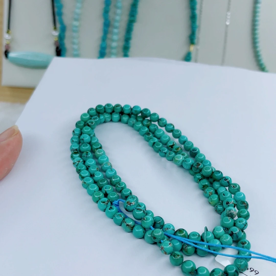 绿松石未镶嵌颈饰