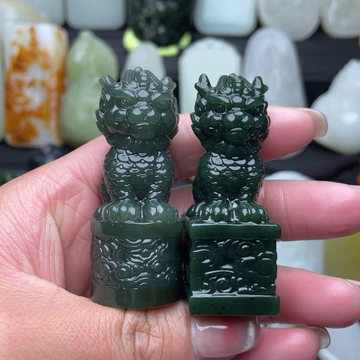 和田玉颈饰未镶嵌慧*姐