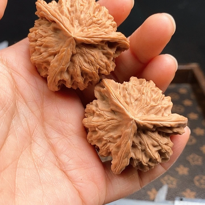 把件文玩核桃三棱40尺