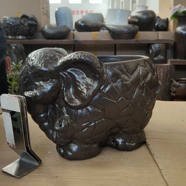 紫砂花盆37999999999996