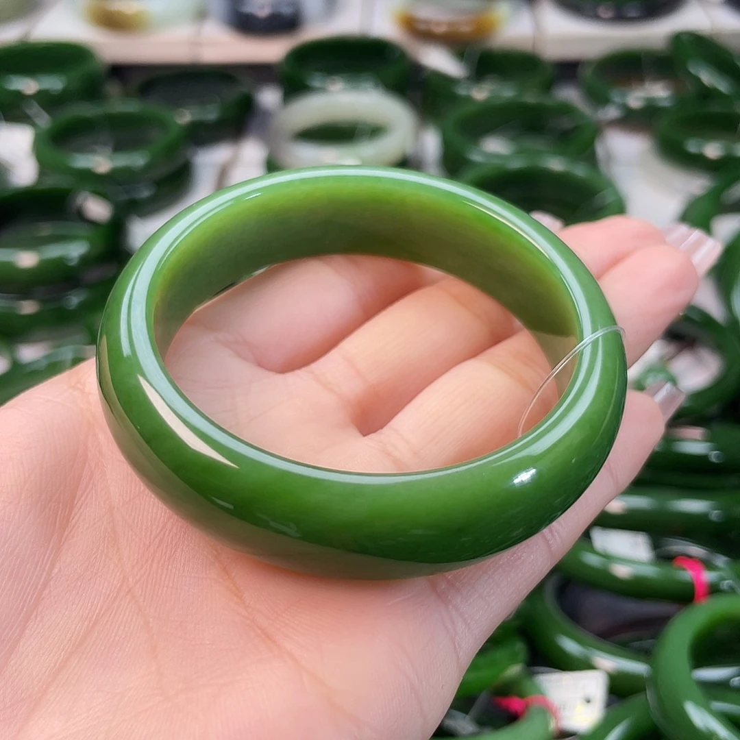 和田玉（碧玉）手镯未镶嵌