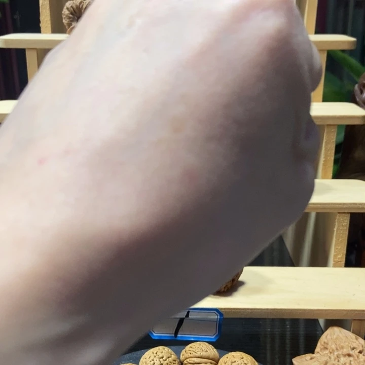 俏***计文玩核桃吊坠南疆石核桃